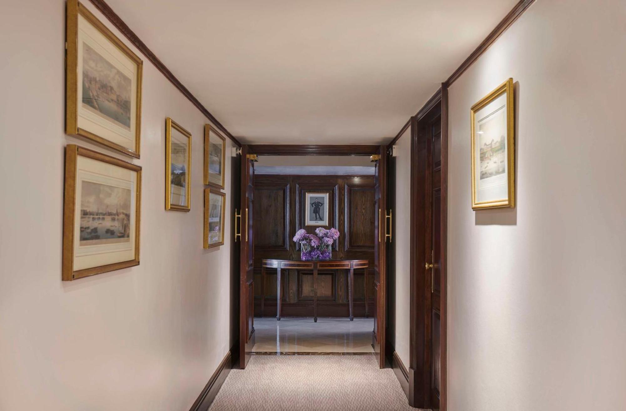 Hyatt Regency London - The Churchill Luaran gambar A corridor