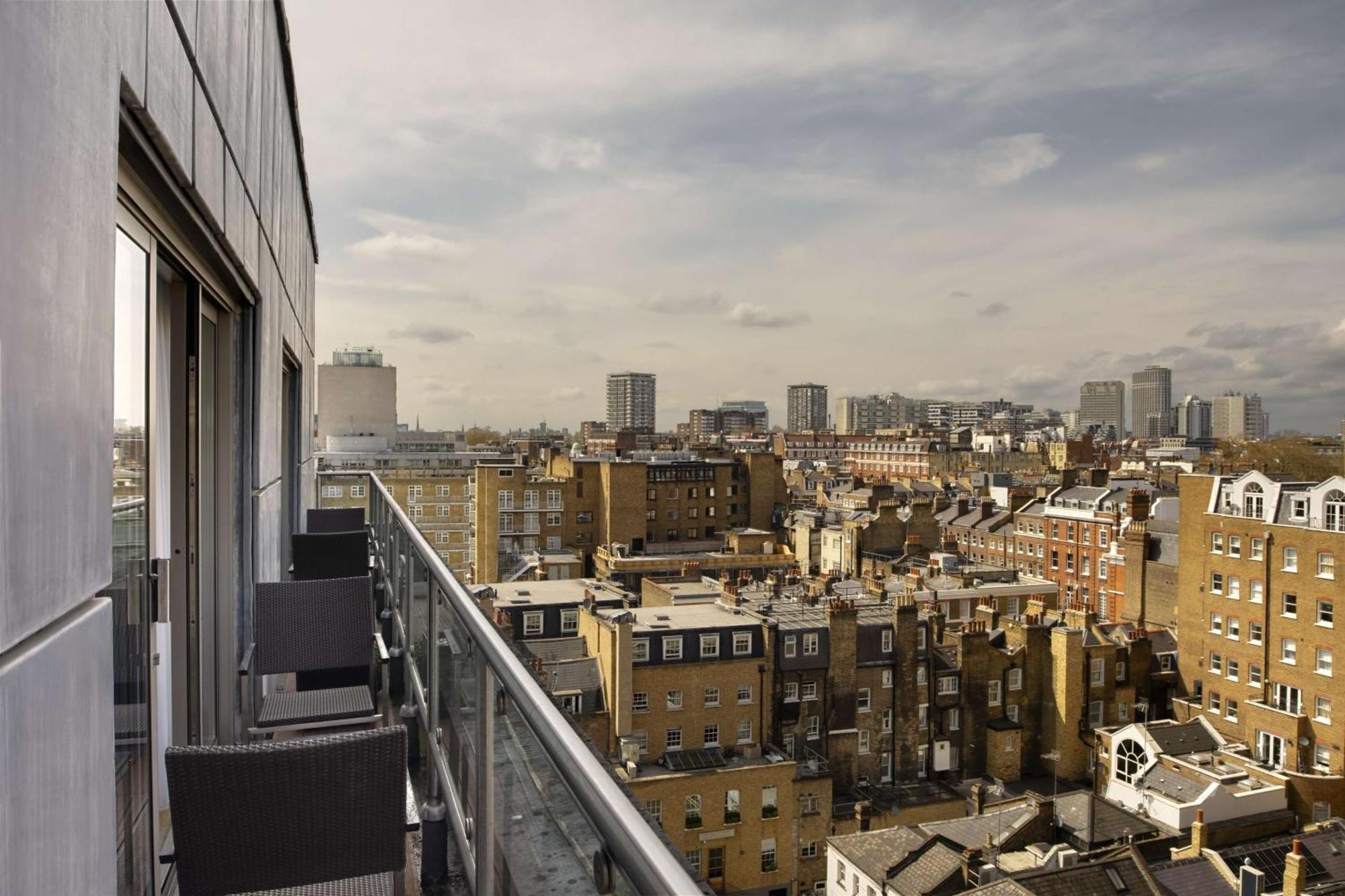 Hyatt Regency London - The Churchill Luaran gambar View from the balcony of a penthouse apartment