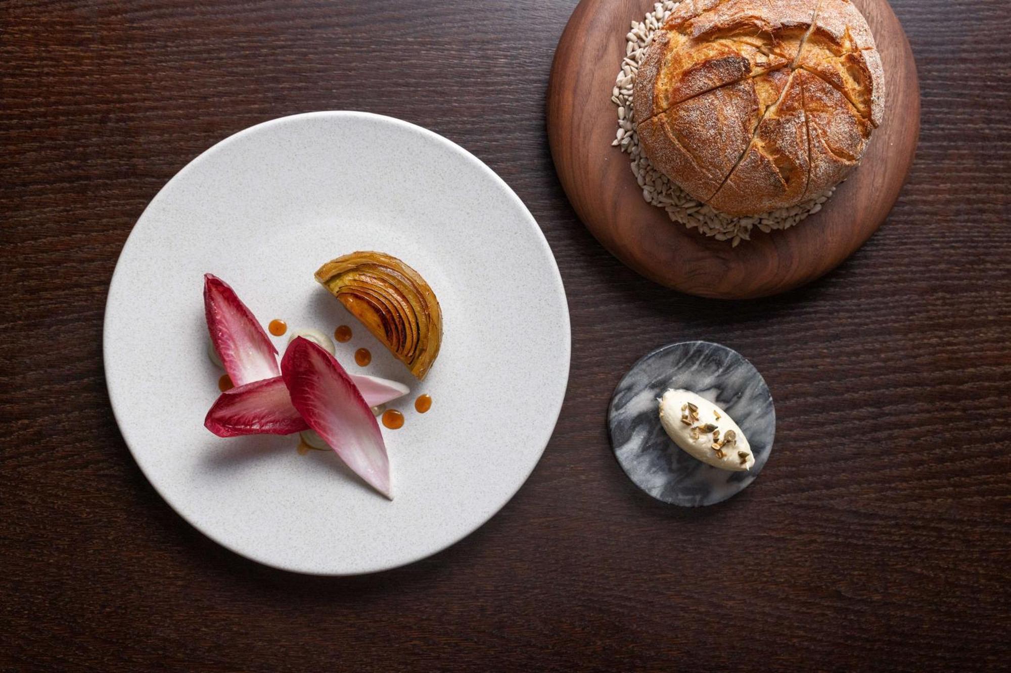Hyatt Regency London - The Churchill Luaran gambar Bread and butter at the restaurant